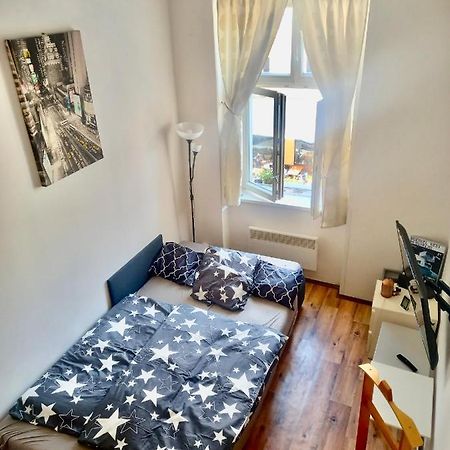 Karlin Cozy Studio Prag Exterior foto
