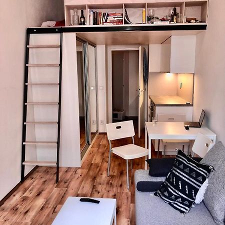 Karlin Cozy Studio Prag Exterior foto